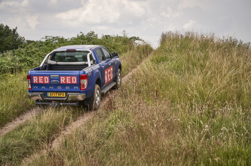 RED 4x4 off-road